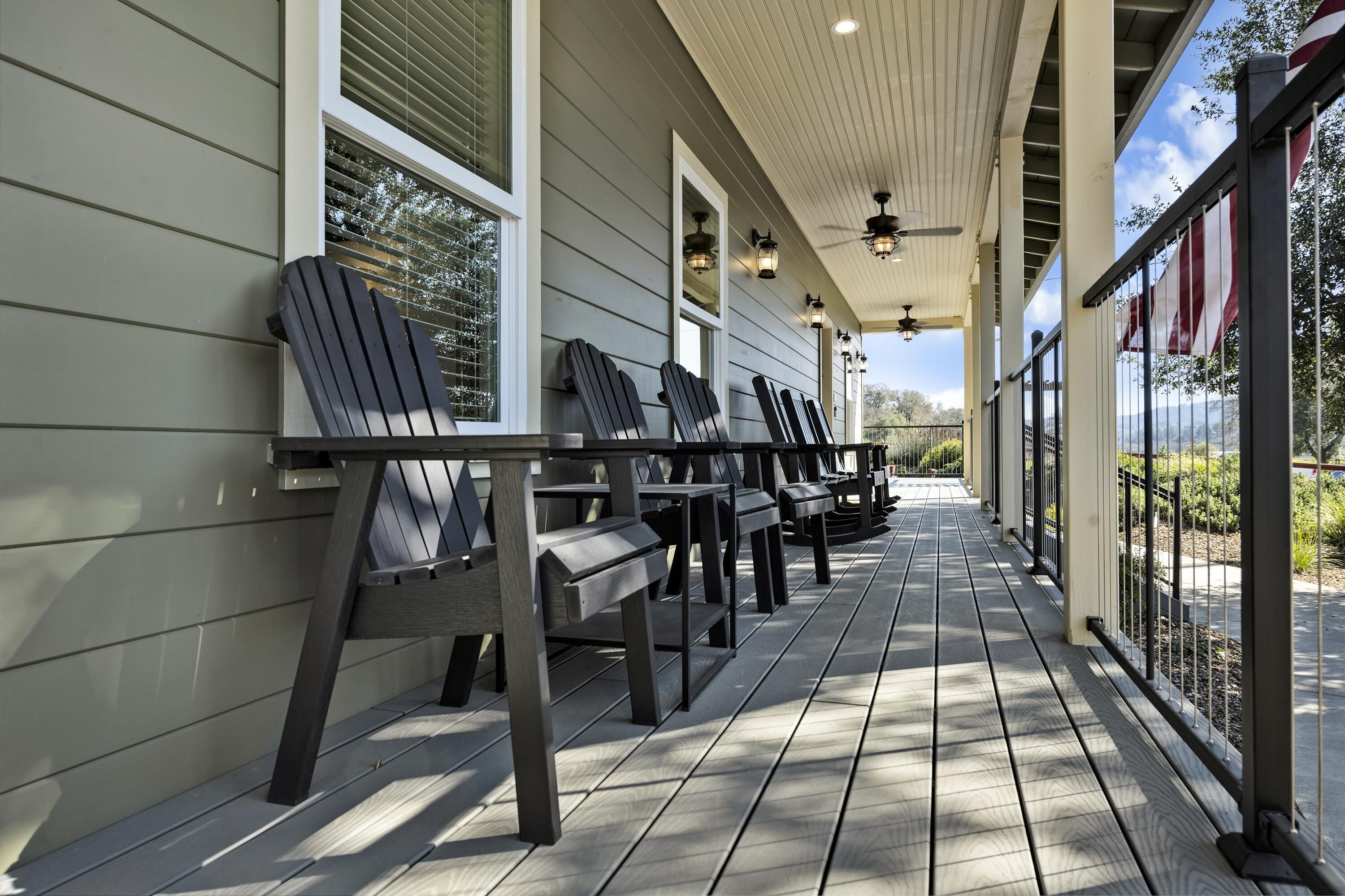 Santini Farmhouse -- Beautiful Italian style Villa, Hot Tub, Vineyard Views