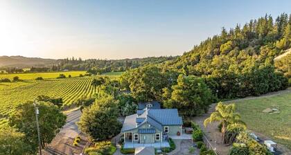 Santini Farmhouse - Wine Tastings Included