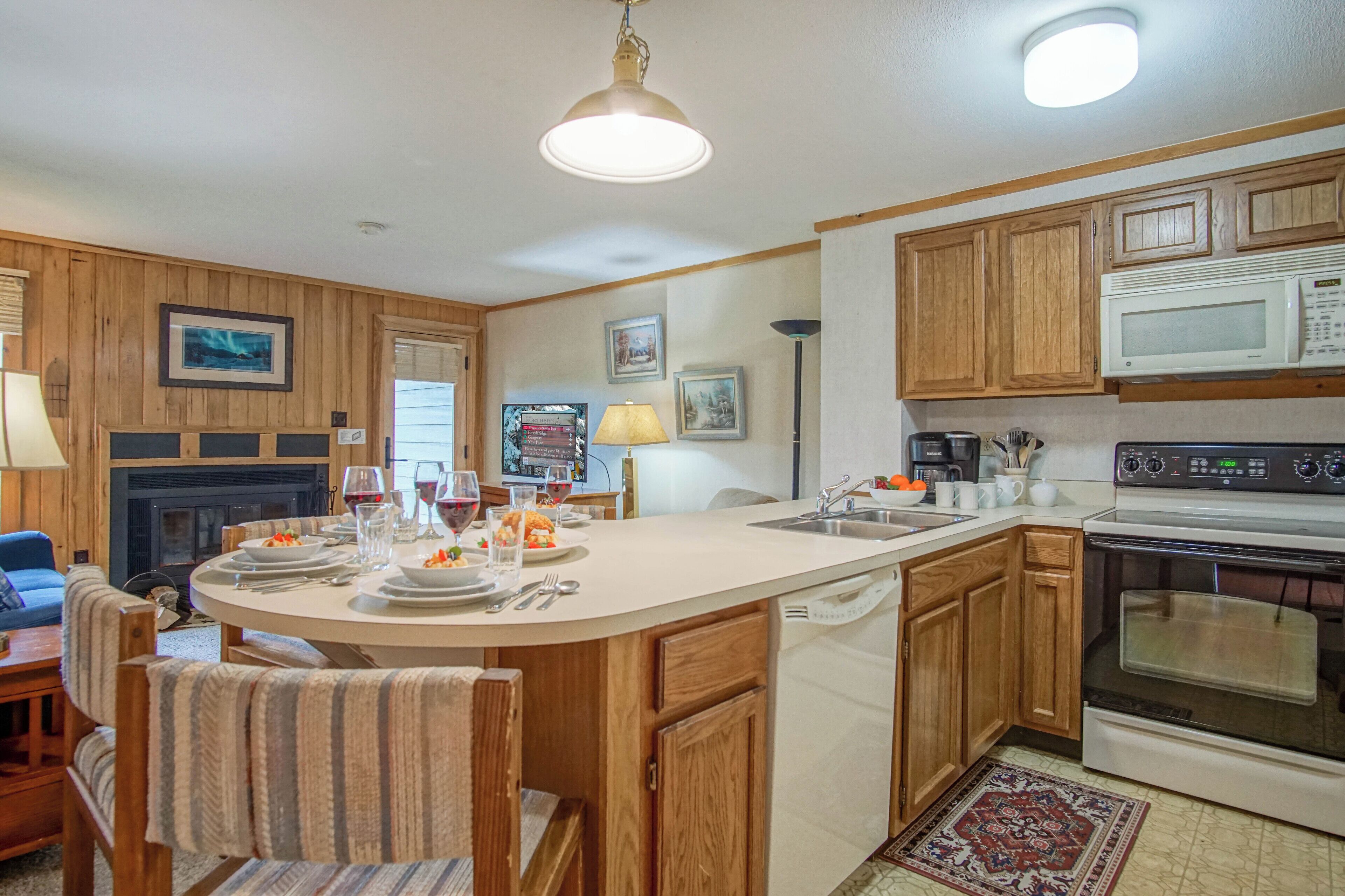 Powderidge 60:  Slope Side,  Fireplace, Spacious Deck