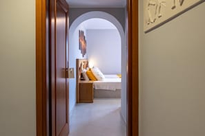 Room - Poseidonio (Piraeus)