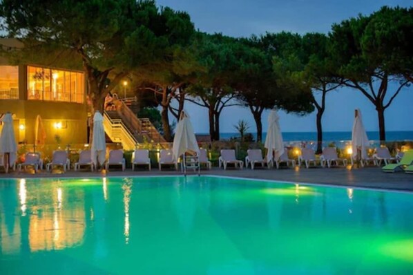 Outdoor pool - Village des Iles (Taglio-Isolaccio)