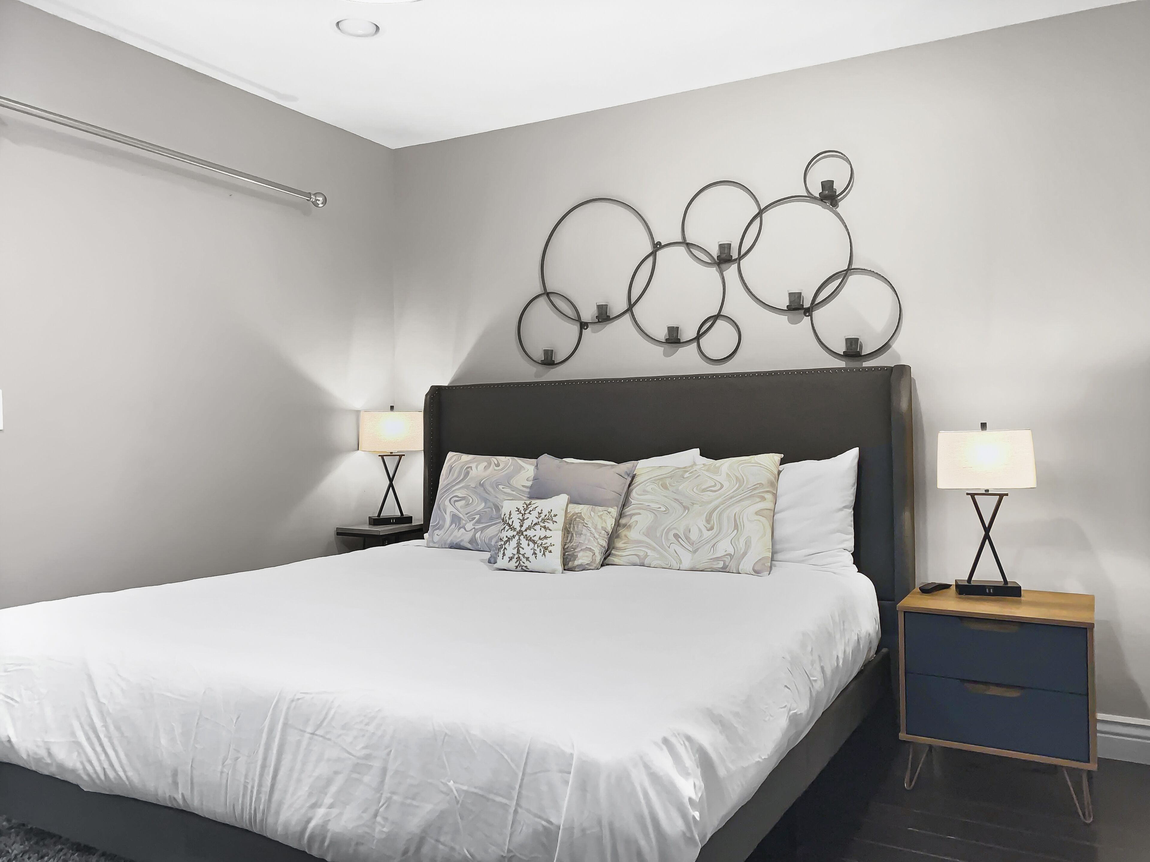 Charming Main Street Home-Walk to Town Lift, Shopping, & Dining-Private Hot Tub!