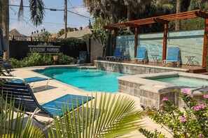 Pool - Rathbone Mansions - Two Queen Suite (New Orleans)