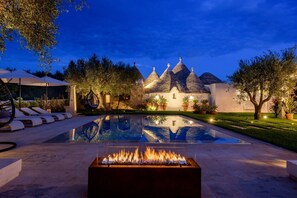 Een verwarmd zwembad