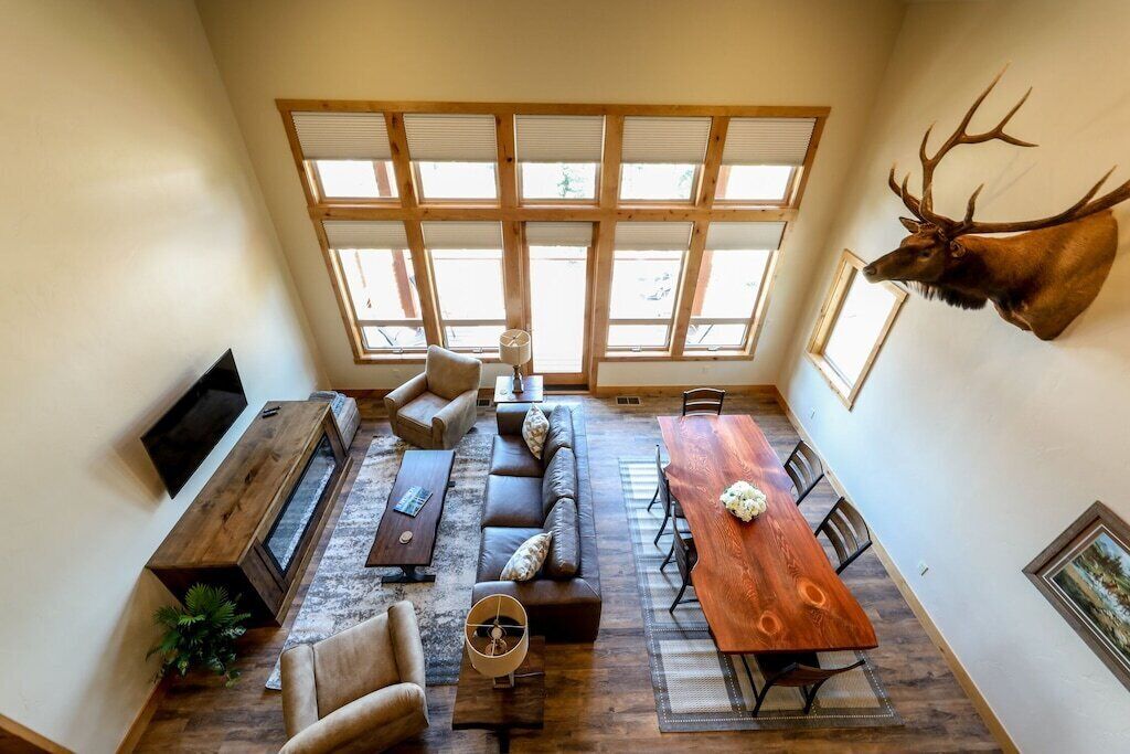 تلفزيون ذكي، مدفأة، برامج وأفلام نتفليكس، خدمات بث