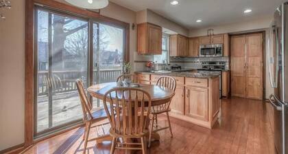 BBQ, Smart T.V. WiFi, Nearby Park, Gym, kids activities