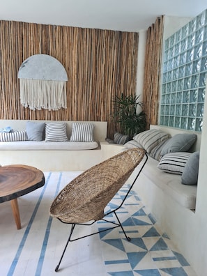 Living area - Amazing New Condo in Tulum with private Jacuzzi (Q.R.)