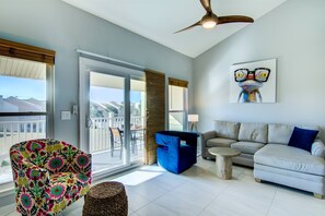 Unclassified image, 4 of 23, button - 7F, Nama-Stay (Destin)