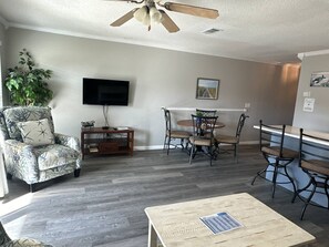 Unclassified image, 3 of 14, button