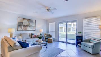 Smart TV, DVD player