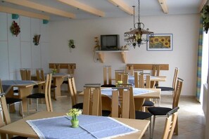 Restaurant - Pension Monika (Kaprun)