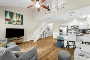 Smart TV, DVD player - Seacove 7E 2 Bedroom Condo | 2 Bed, 2 Bath (Destin)