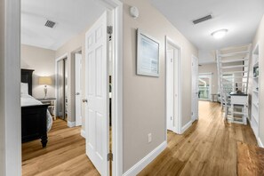 Unclassified image, 5 of 37, button