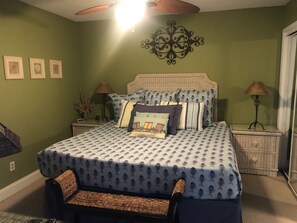 2 bedrooms, iron/ironing board, WiFi, bed sheets - 8 E Two Bedroom Condo | 2 Bed, 2 Bath (Destin)