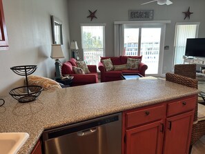 Televisión y reproductor de DVD 