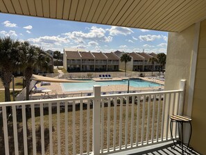 Unclassified image, 5 of 22, button