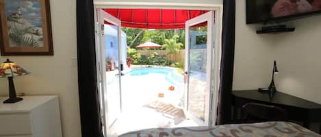 1 bedroom, iron/ironing board, internet, bed sheets