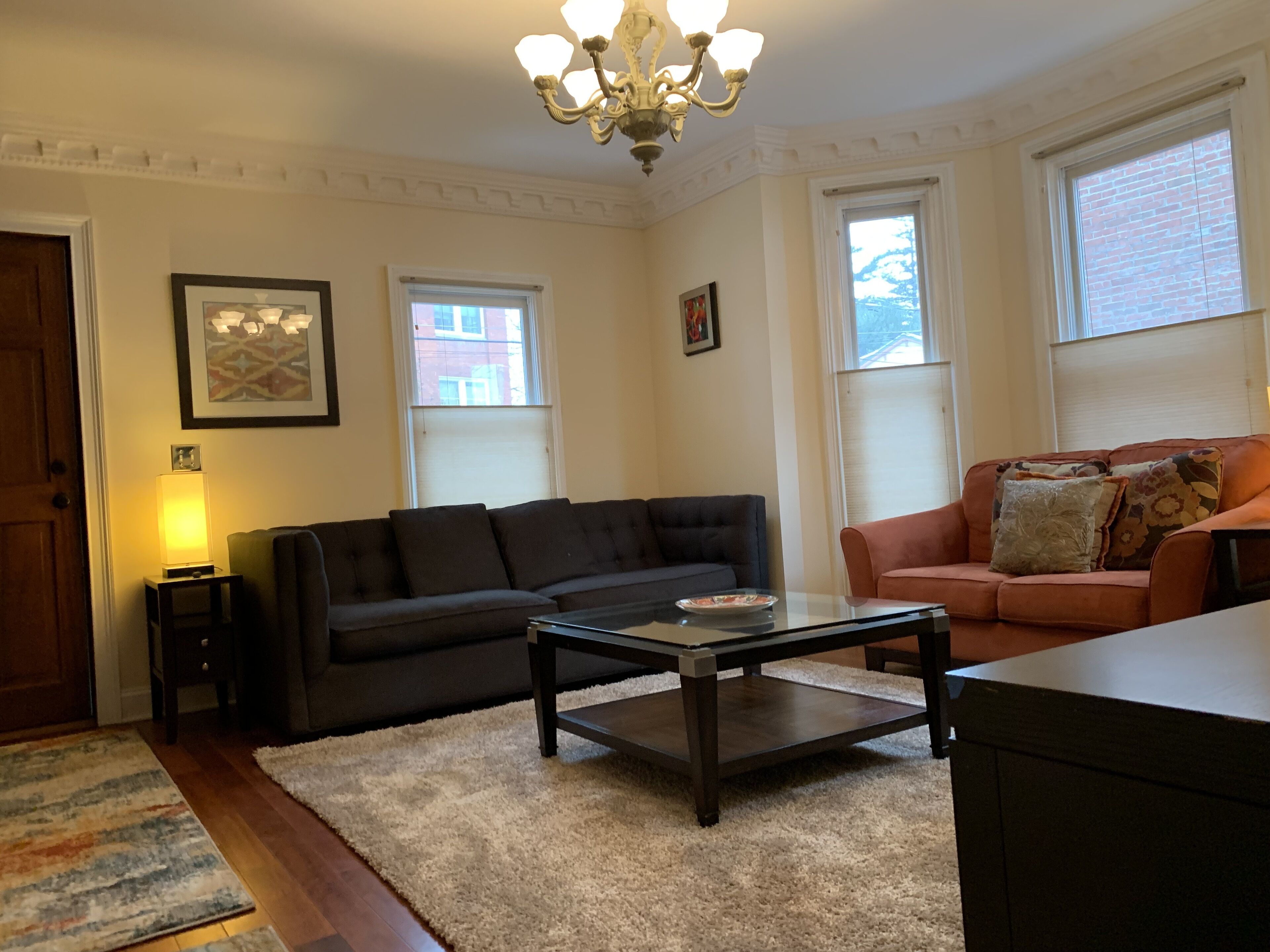 Quaint Two Bedroom in the Heart of Saratoga!