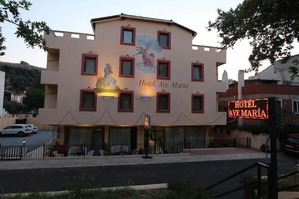 Exterior - Ave Maria Hotel (Selçuk)