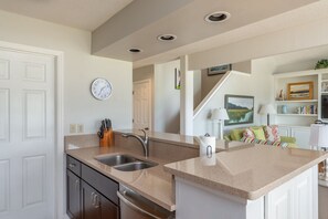 Dataw Island - Bluff Villa 2006 | Private kitchen | Fridge, microwave, stovetop, dishwasher