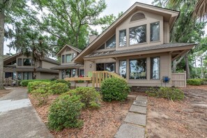 Condo (Dataw Island - Bluff Villa 2011) | Exterior - Bluff Villa 2011 on Dataw Island (Saint Helena Island)