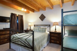 Tembion 1 | Exterior - Tembion 1 (Taos Ski Valley)