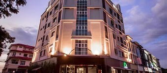 Chariton Hotel Butterworth