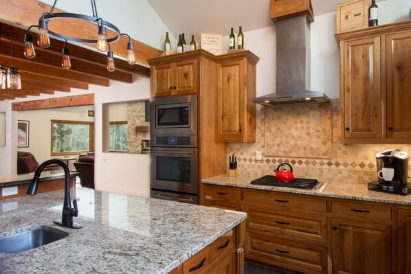 Tembion House | Private kitchen | Fridge, microwave, stovetop, dishwasher