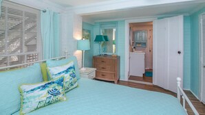 19th St. Beachside Hideaway | Exterior