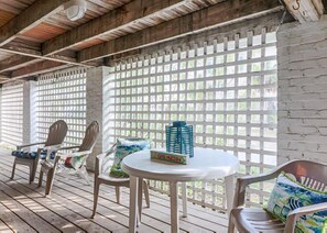 Exterior - 19th St. Beachside Hideaway (Tybee Island)