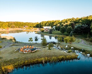 Property grounds - Cozy 2 Bedroom-2 Bath Cottage Near Ski Resorts! Stay at True North Golf Club (Harbor Springs)