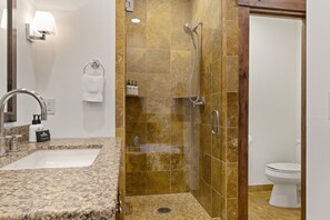 Hair dryer, towels - Outpost: Love Ridge 242- Close to town! (Jackson)
