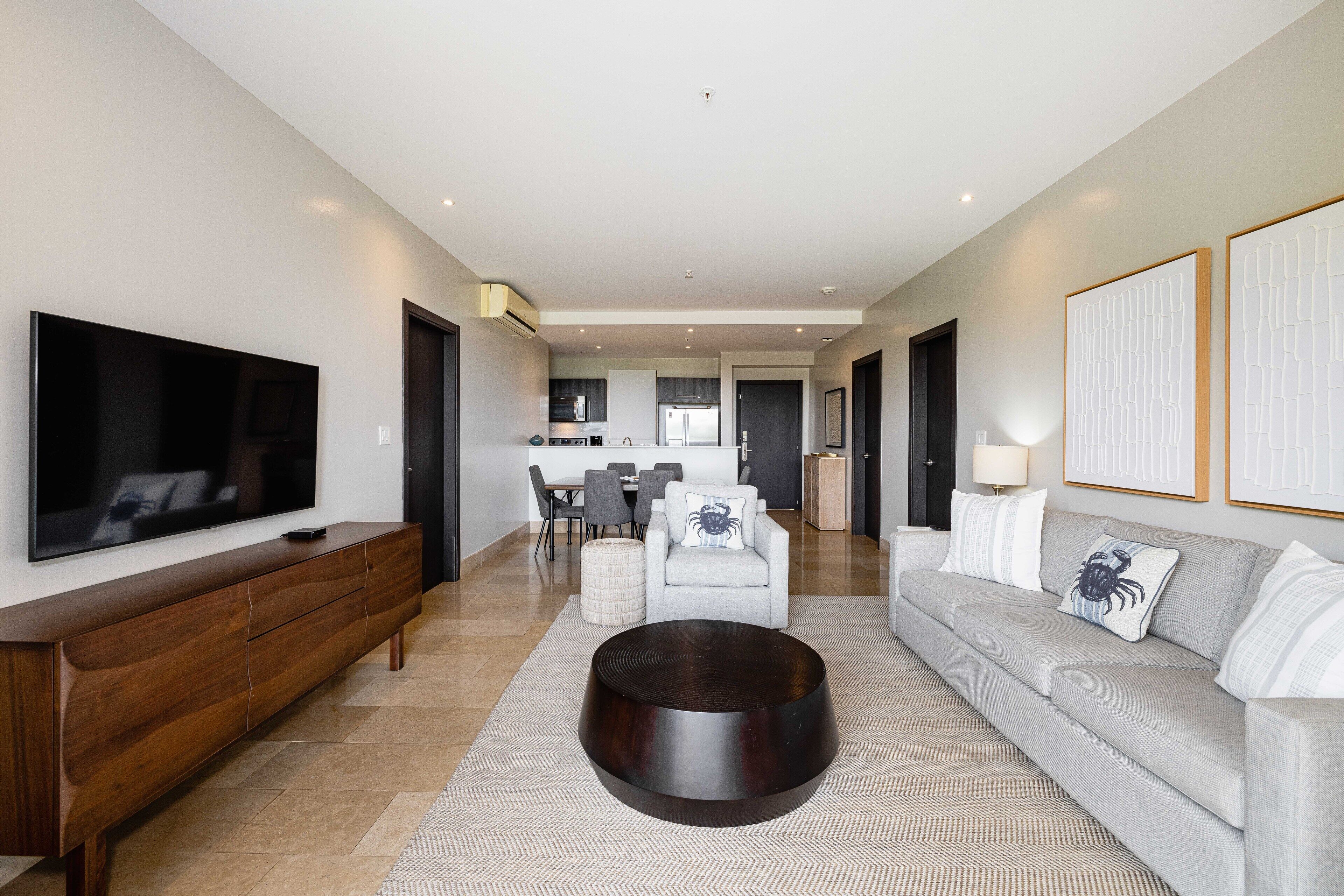 Ocean and forest views bring the natural beauty of Costa Rica to you. 