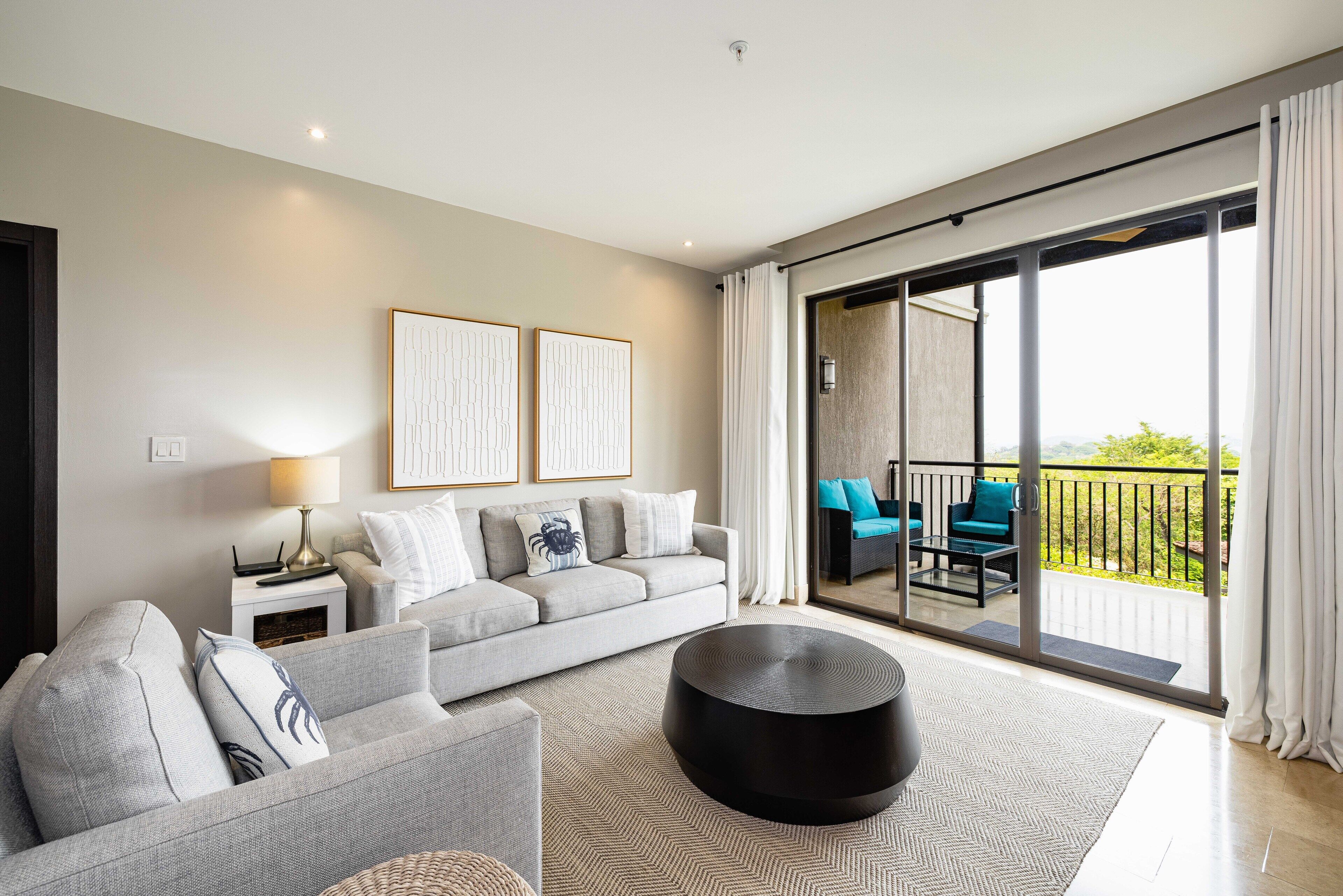 Ocean and forest views bring the natural beauty of Costa Rica to you. 