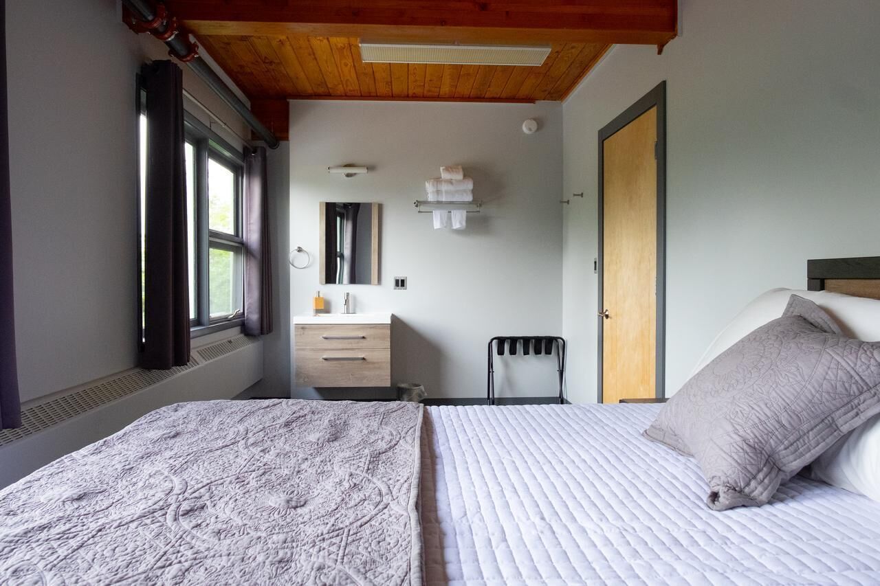 6 室のベッドルーム、WiFi、ベッドシーツ