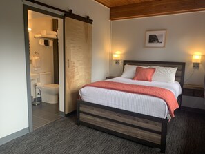 6 camere, Wi-Fi, lenzuola