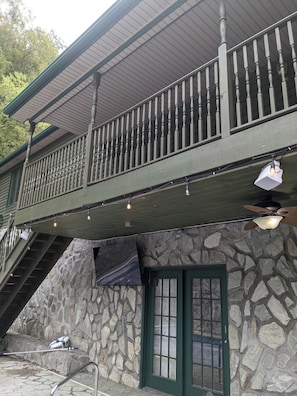 Exterior detail - 4BR Mountain Retreat • Pool • Ride to Trails - 4BR Mountain Retreat • Pool • Ride to Trails (Williamson)
