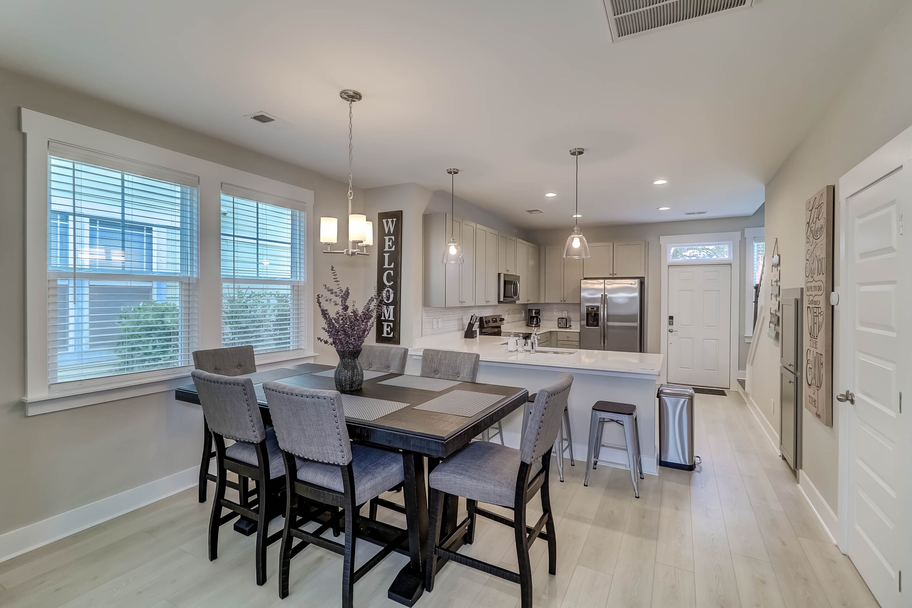 Stunning New Home Perfectly Located In Park Cirlce