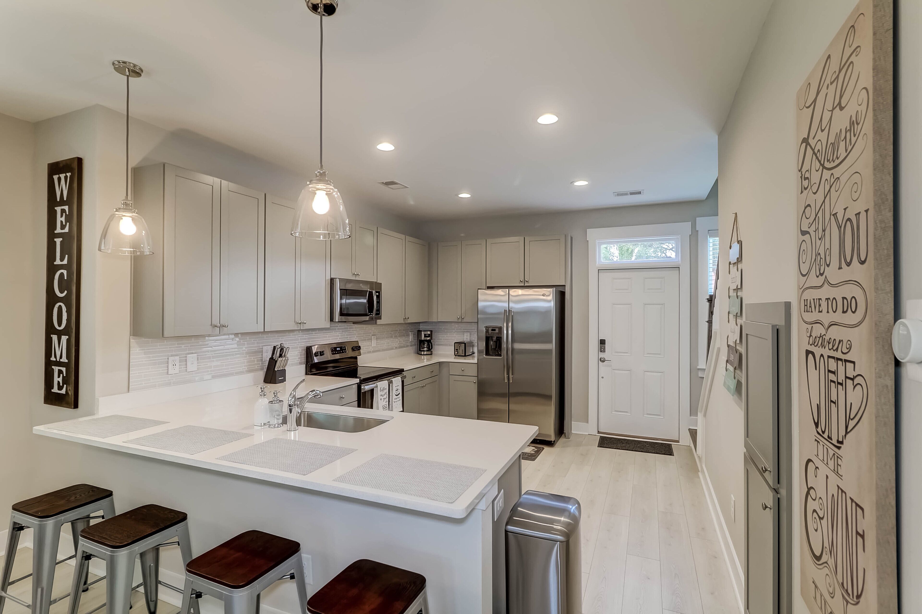 Stunning New Home Perfectly Located In Park Cirlce