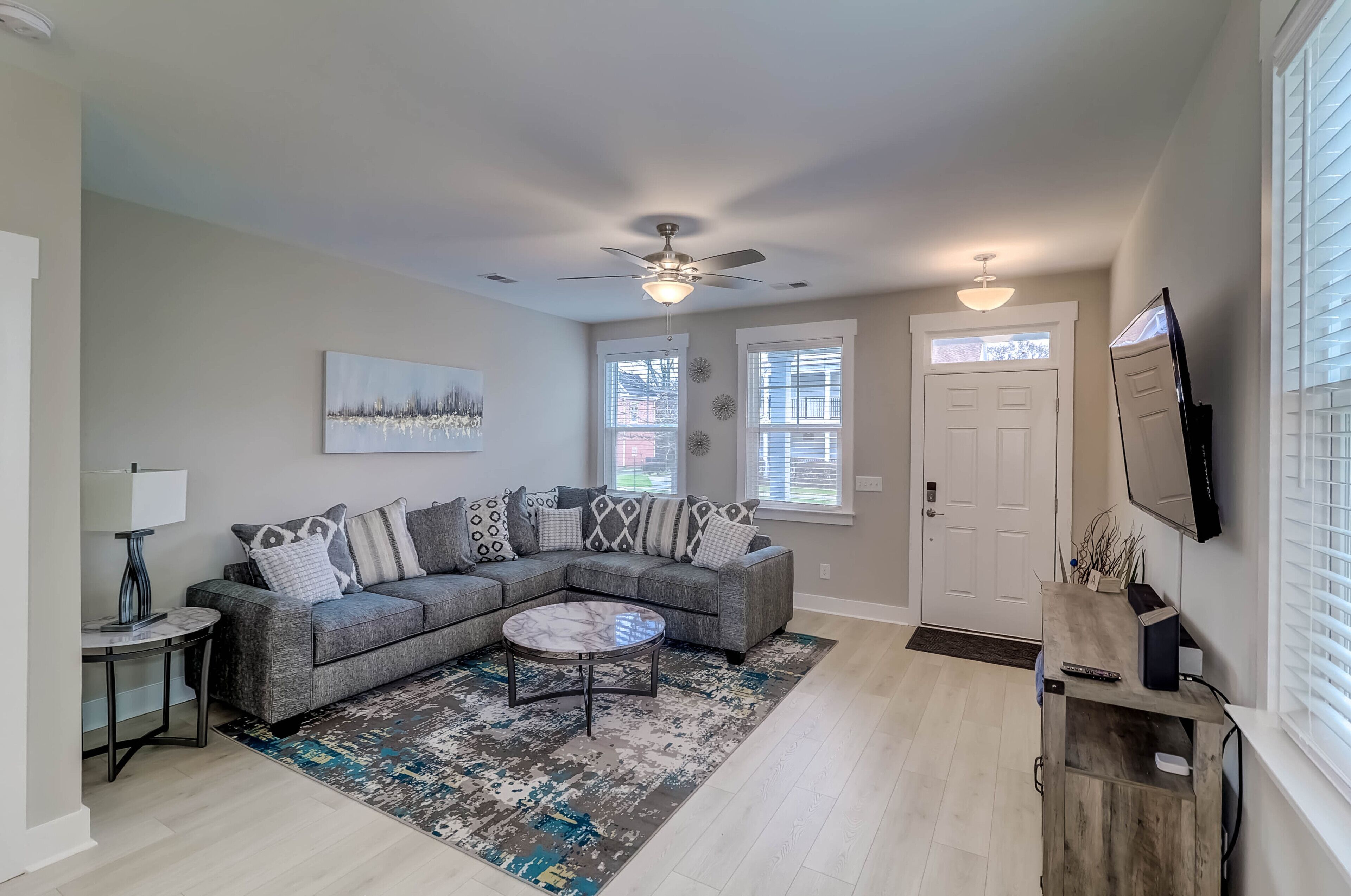 Stunning New Home Perfectly Located In Park Cirlce