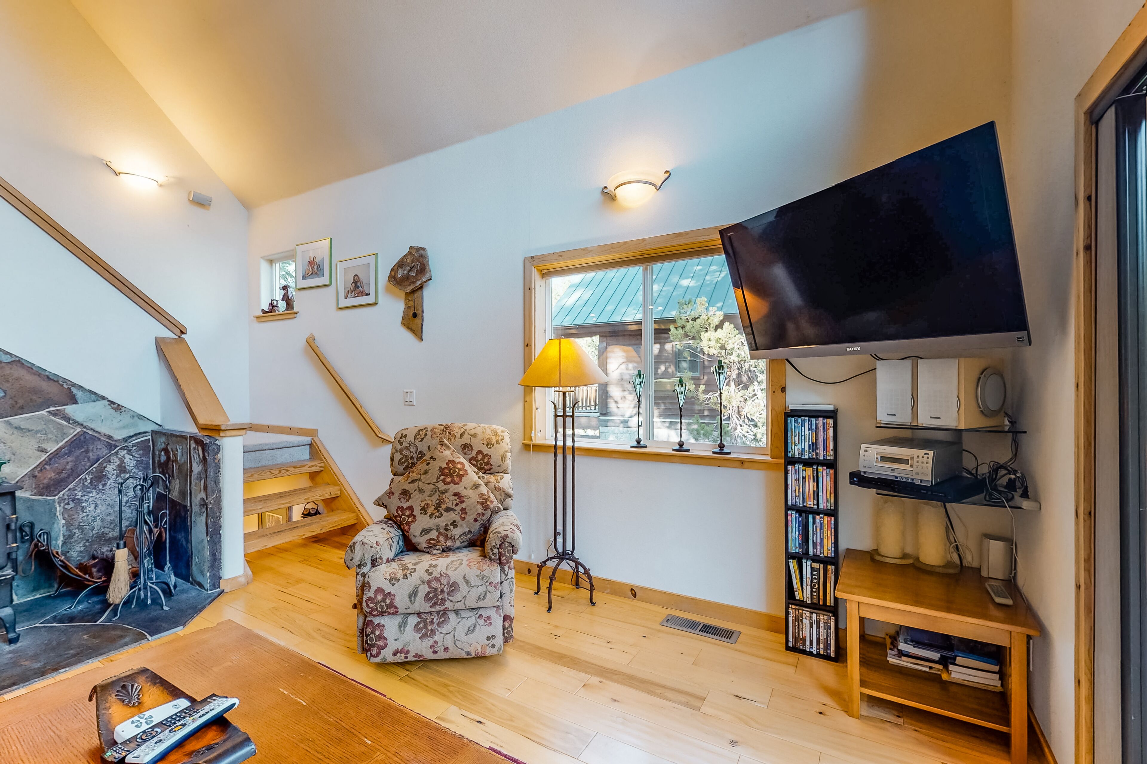 Serene, dog-friendly cabin w/ a private hot tub, a wood stove, & free WiFi