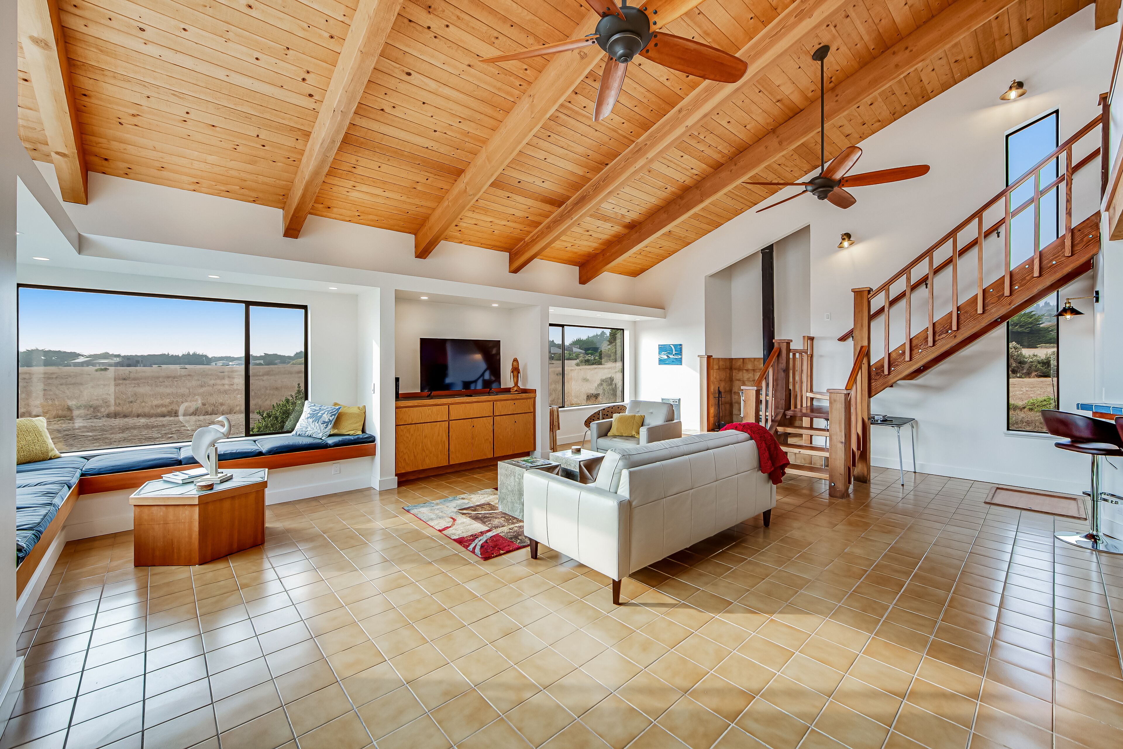 Custom-built home with a private outdoor hot tub, pool, washer/dryer, & sauna