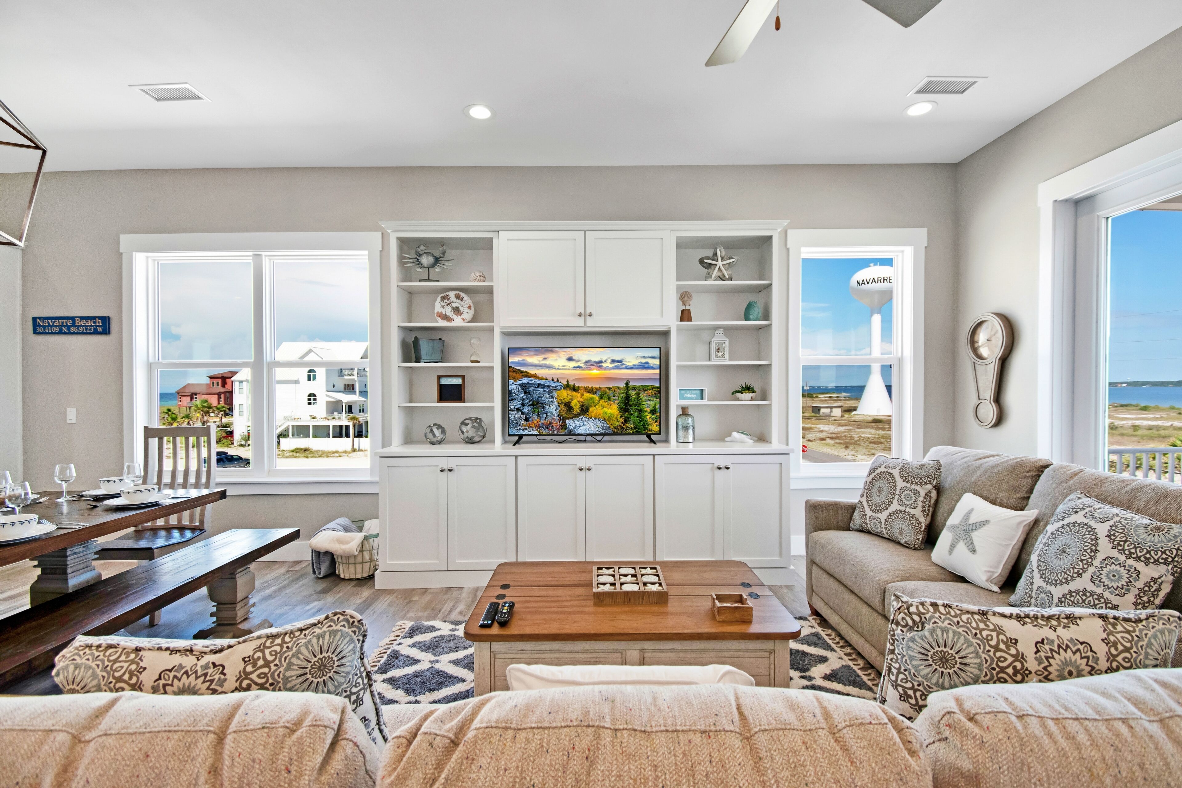 Private Custom Home w/Pool 2 Min Walk to the Beach! Just Peachy!