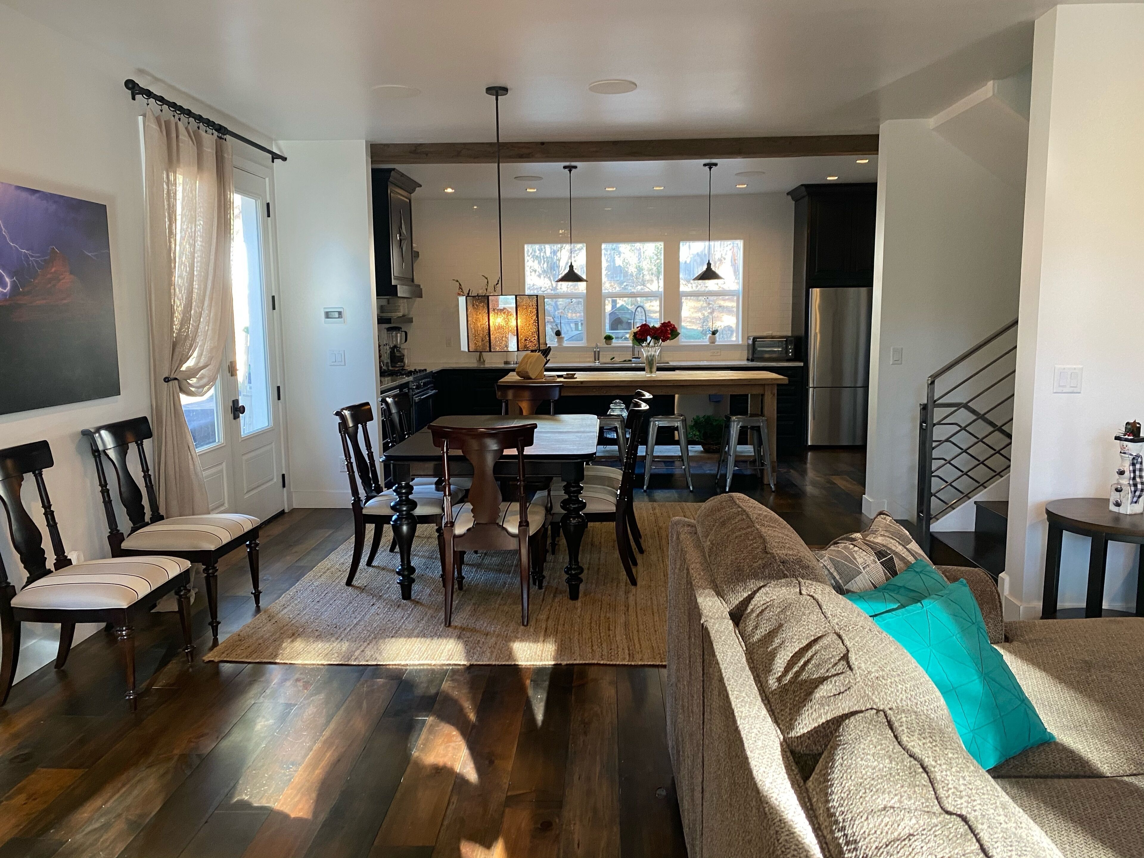 New Reduced Rates- includes a hot tub and 3rd floor balcony.  Sleeps up to 10