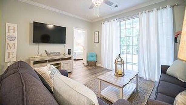 Condo, 2 Bedrooms | Living room