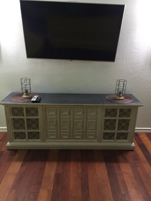 Interior - Noble Cabin 6 on Lake LBJ (Kingsland)