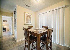 Rumah, 3 kamar tidur | Tempat makan