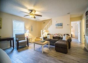 Rumah, 3 kamar tidur | Ruang keluarga