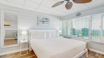 Iron/ironing board, Internet, bed sheets