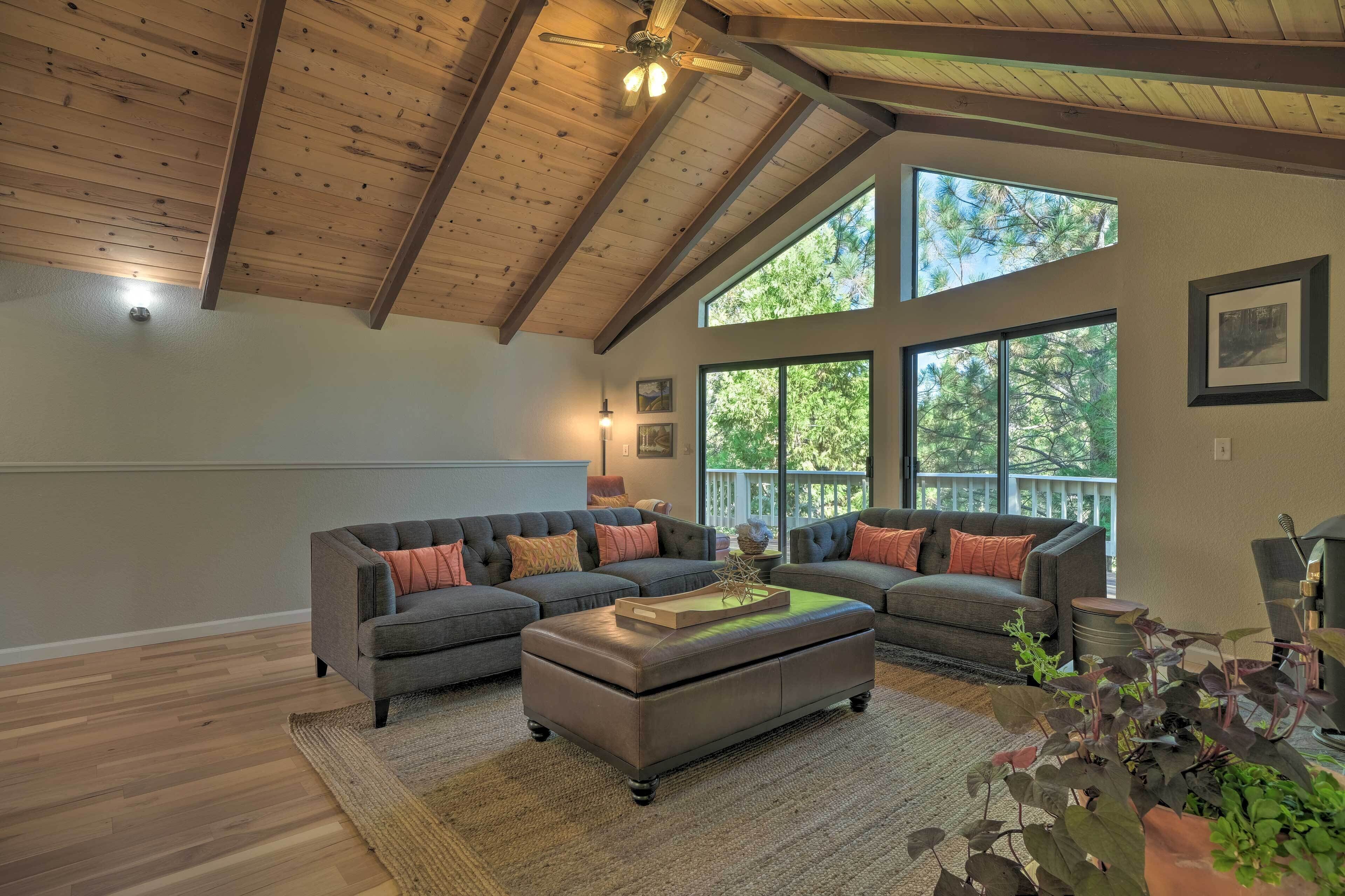 Yosemite Gateway Cabin at Pine Mountain Lake!